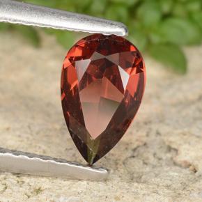 Granate Piropo Rojo merlot natural de 0.87 ct, En forma de pera, VVS-VS
