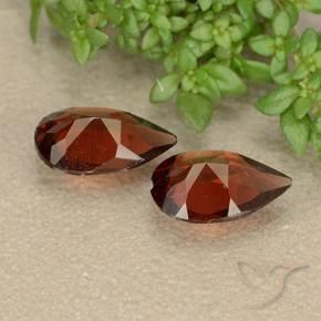 Gemas de Granate piropo Rojo grosella natural de 1.69 ct, En forma de pera, VVS-VS