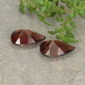 Gemas de Granate piropo Rojo oscuro natural de 1.90 ct, En forma de pera, VVS-VS