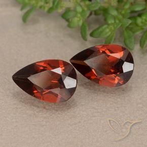 Gemas de Granate piropo Rojo merlot natural de 1.98 ct, En forma de pera, VVS-VS