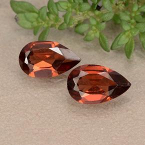 Gemas de Granate Piropo Roja natural de 1.60 ct, En forma de pera, VS