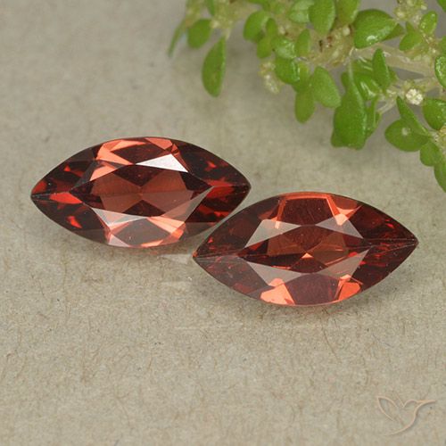 2.26ctw Natural Rojo baya intenso Granate piropo, Marquesa, VVS-VS
