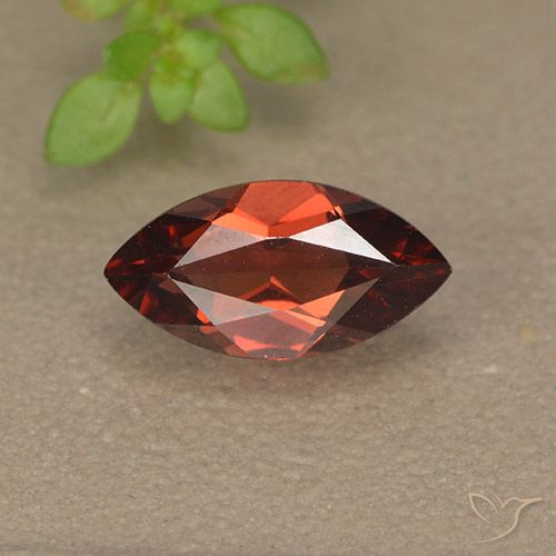 1.31ct Natural Rojo oscuro Granate piropo, Marquesa, VVS-VS