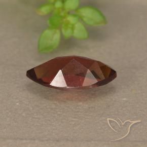 Granate piropo Rojo oscuro natural de 1.31 ct, Marquesa, VVS-VS