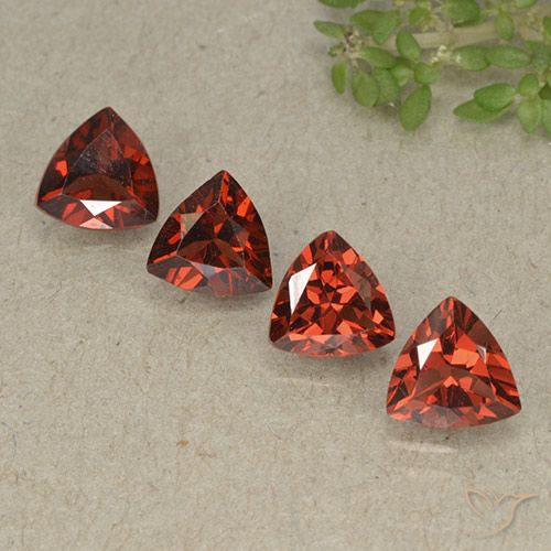 3.43ctw Natural Rojo grosella Granate piropo, Trillón, VVS-VS