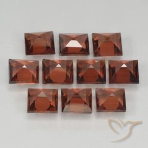Gemas de Granate piropo Rojo medio natural de 3.84 ct, Cuadrado, VVS-VS