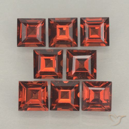 3.67ctw Natural Rojo escarlata Granate piropo, Cuadrado, VVS-VS