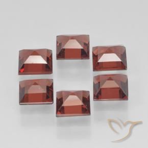 Gemas de Granate piropo Rojo medio natural de 2.60 ct, Cuadrado, VVS-VS