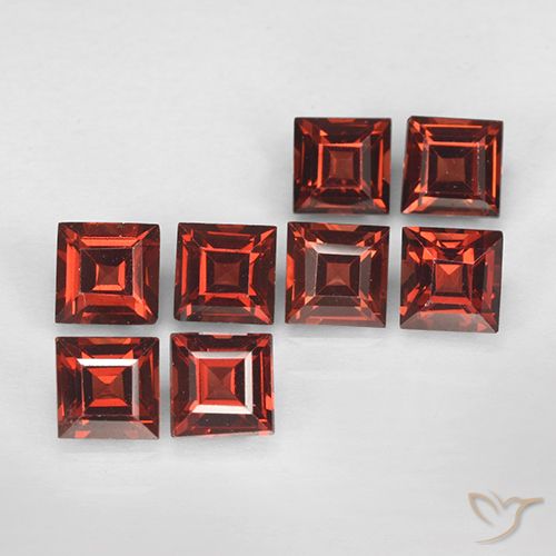3.56ctw Natural Rojo medio Granate piropo, Cuadrado, VVS-VS