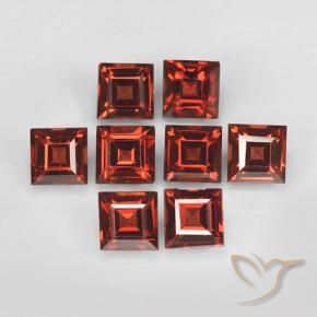 Gemas de Granate piropo Rojo medio natural de 3.56 ct, Cuadrado, VVS-VS