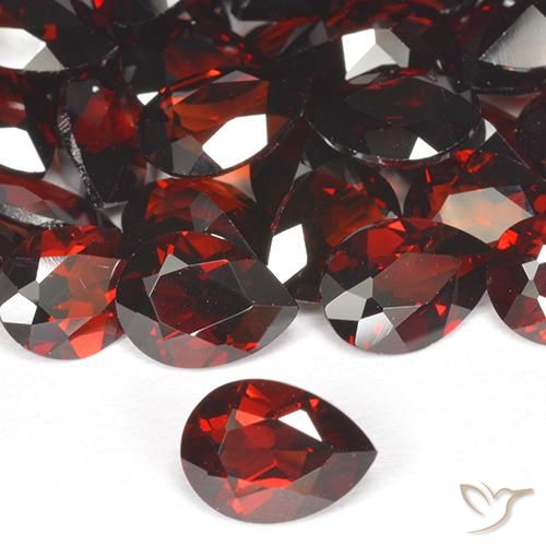 0.84ct Natural Rojo oscuro Granate piropo, En forma de pera, VVS-VS