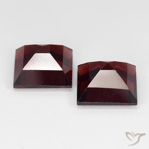 Gemas de Granate piropo Rojo oscuro natural de 4.24 ct, Cuadrado, VVS-VS