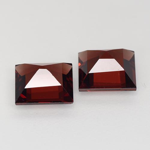 Gemas de Granate Piropo Rojo oscuro natural de 2.61 ct, Cuadrado, VVS-VS