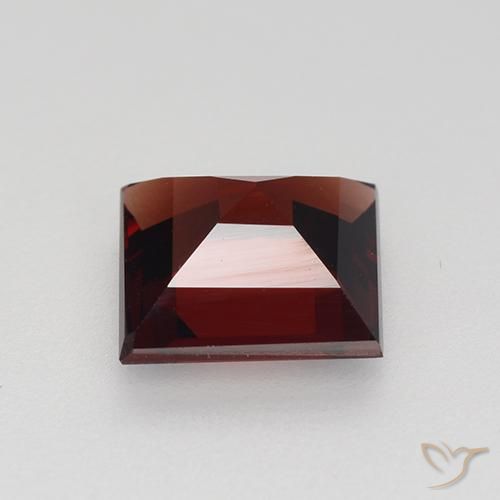 Granate piropo Rojo sangre intenso natural de 1.98 ct, Cuadrado, VVS-VS