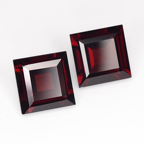 Gemas de Granate Piropo Rojo oscuro natural de 5.63 ct, Cuadrado, VVS-VS