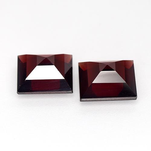 Gemas de Granate Piropo Rojo oscuro natural de 5.63 ct, Cuadrado, VVS-VS