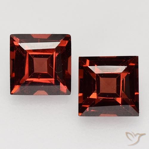 0.95ctw Natural Rojo escarlata intenso Granate piropo, Cuadrado, VVS-VS