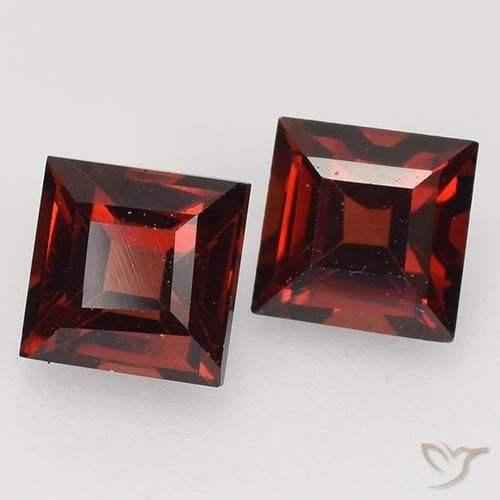 Gemas de Granate piropo Rojo oscuro natural de 0.97 ct, Cuadrado, VVS-VS