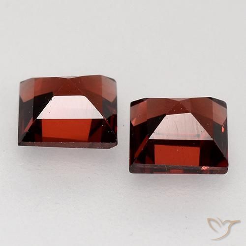 Gemas de Granate piropo Rojo escarlata intenso natural de 0.96 ct, Cuadrado, VVS-VS