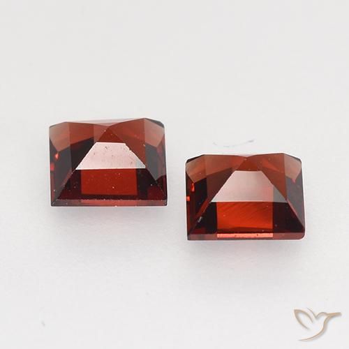 Gemas de Granate piropo Rojo oscuro natural de 0.89 ct, Cuadrado, VVS-VS