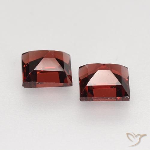 Gemas de Granate piropo Rojo oscuro natural de 1.00 ct, Cuadrado, VVS-VS