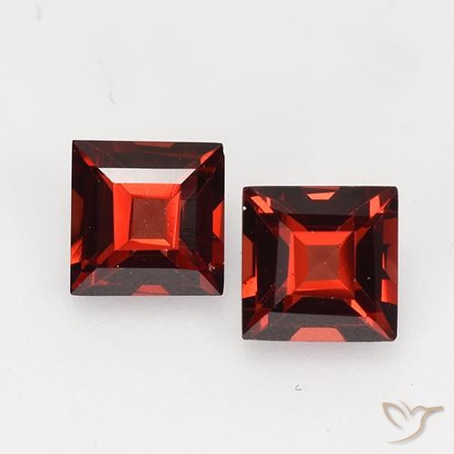 0.92ctw Natural Rojo oscuro Granate piropo, Cuadrado, VVS-VS