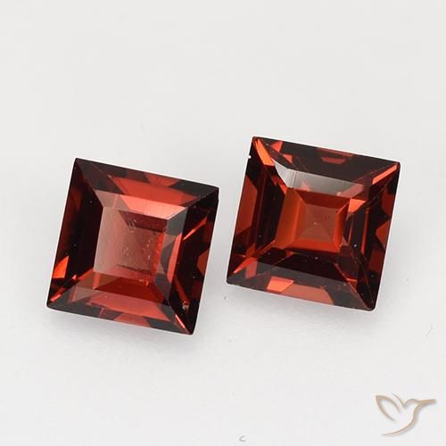 Gemas de Granate piropo Rojo oscuro natural de 0.92 ct, Cuadrado, VVS-VS