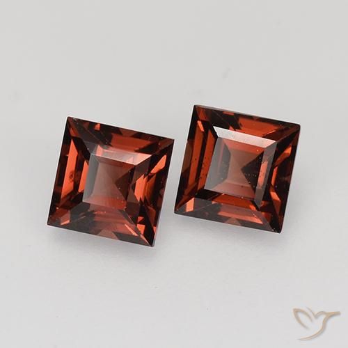 Gemas de Granate piropo Rojo oscuro natural de 1.05 ct, Cuadrado, VVS-VS