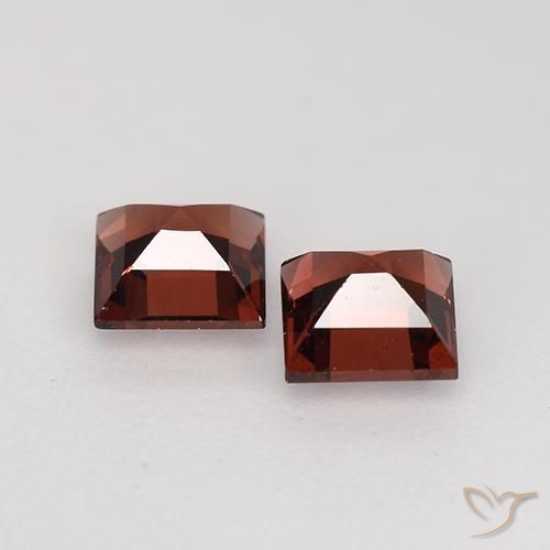 Gemas de Granate piropo Rojo oscuro natural de 0.93 ct, Cuadrado, VVS-VS