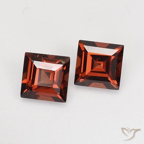 Gemas de Granate piropo Rojo oscuro natural de 0.94 ct, Cuadrado, VVS-VS