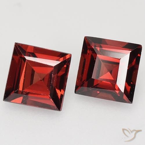 Gemas de Granate piropo Rojo oscuro natural de 0.95 ct, Cuadrado, VVS-VS