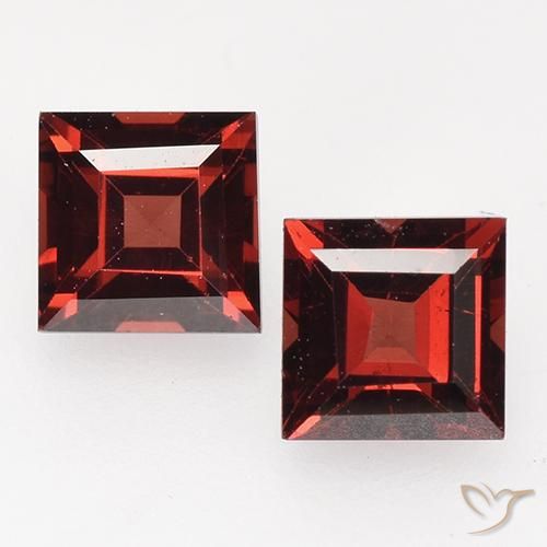 1.02ctw Natural Rojo sangre intenso Granate piropo, Cuadrado, VVS-VS