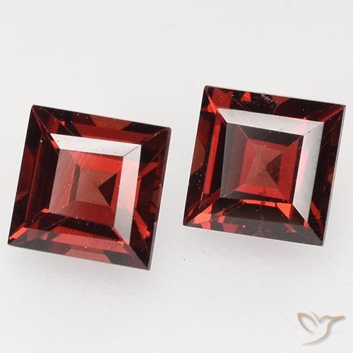 Gemas de Granate piropo Rojo sangre intenso natural de 1.02 ct, Cuadrado, VVS-VS