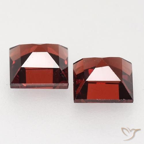 Gemas de Granate piropo Rojo sangre intenso natural de 1.02 ct, Cuadrado, VVS-VS