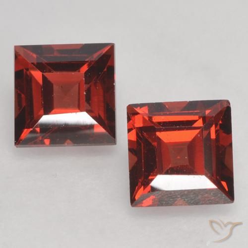 1.00ctw Natural Rojo medio Granate piropo, Cuadrado, VVS-VS