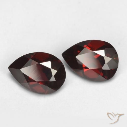 Gemas de Granate piropo Rojo oscuro natural de 1.71 ct, En forma de pera, VVS-VS