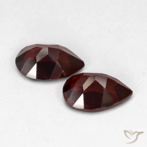 Gemas de Granate piropo Rojo oscuro natural de 1.71 ct, En forma de pera, VVS-VS