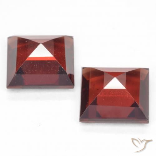 Gemas de Granate piropo Rojo medio natural de 4.13 ct, Cuadrado, VVS-VS