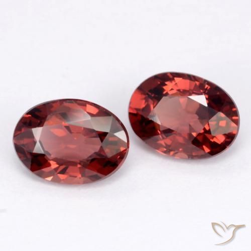 Gemas de Granate piropo Rojo oscuro natural de 1.98 ct, Ovalada, VVS-VS