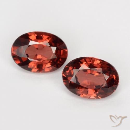 1.95ctw Natural Rojo oscuro Granate piropo, Ovalada, VVS-VS