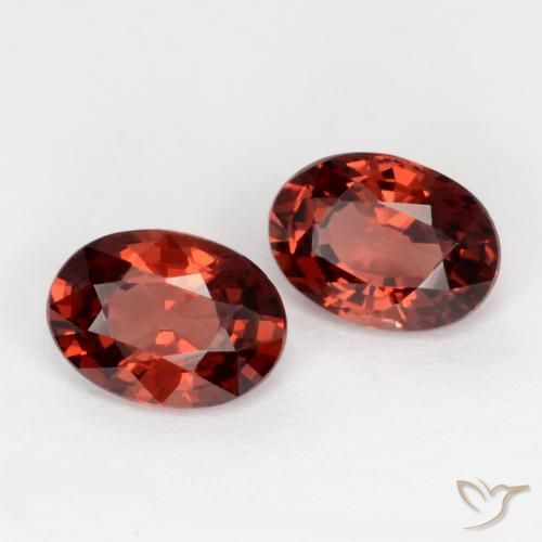 Gemas de Granate piropo Rojo oscuro natural de 1.95 ct, Ovalada, VVS-VS