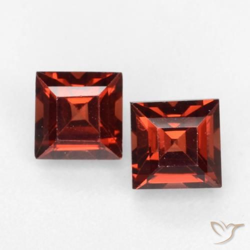 1.02ctw Natural Rojo oscuro Granate piropo, Cuadrado, VVS-VS