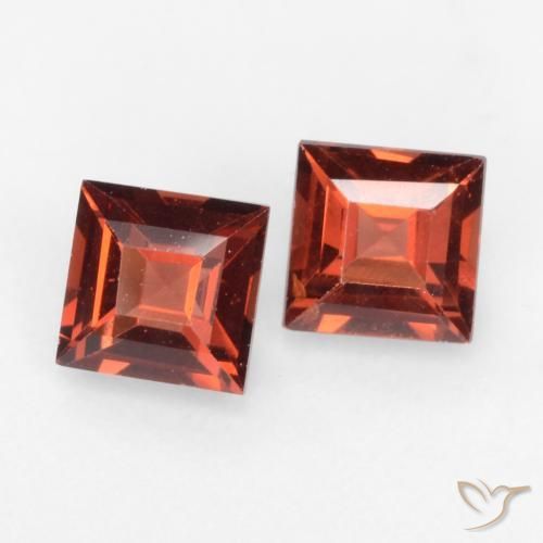 Gemas de Granate piropo Rojo oscuro natural de 0.88 ct, Cuadrado, VVS-VS