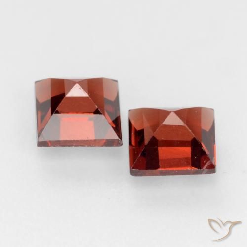 Gemas de Granate piropo Rojo medio natural de 0.98 ct, Cuadrado, VVS-VS