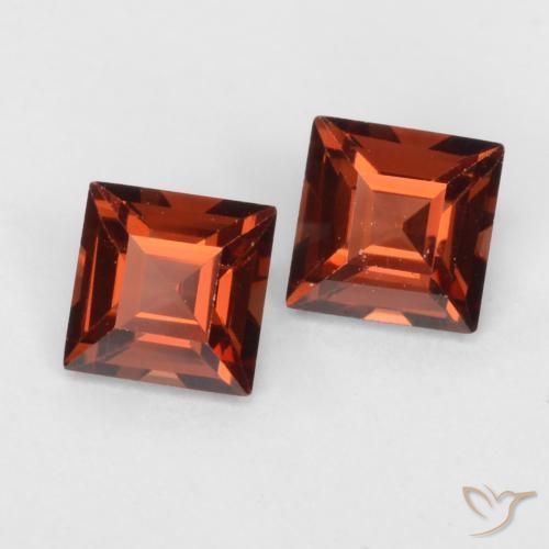 Gemas de Granate piropo Rojo medio natural de 0.88 ct, Cuadrado, VVS-VS