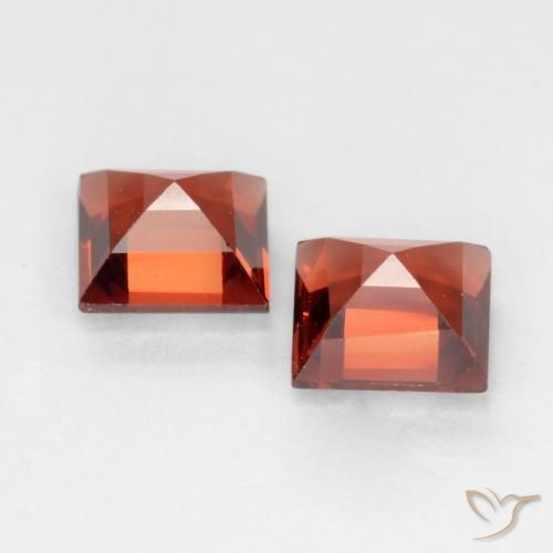 Gemas de Granate piropo Rojo medio natural de 0.88 ct, Cuadrado, VVS-VS