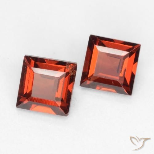 Gemas de Granate piropo Rojo oscuro natural de 0.94 ct, Cuadrado, VVS-VS
