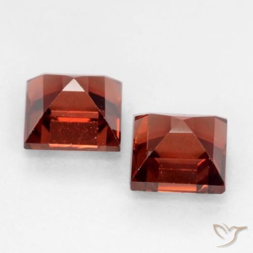 Gemas de Granate piropo Rojo escarlata intenso natural de 1.04 ct, Cuadrado, VVS-VS