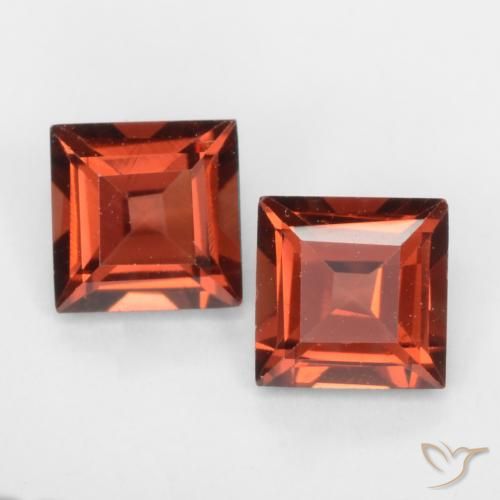 0.86ctw Natural Rojo medio Granate piropo, Cuadrado, VVS-VS