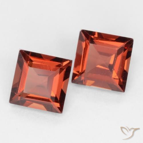Gemas de Granate piropo Rojo medio natural de 0.86 ct, Cuadrado, VVS-VS